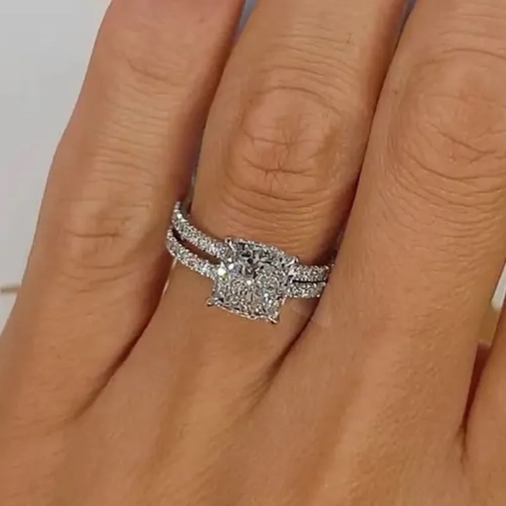 Maxine Jewelry | 3.0 Carat Simulated Diamond Cushion Cut Ring Set | Size 6.5